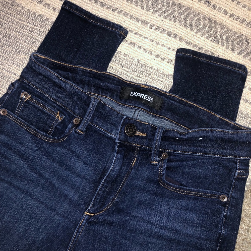Express Mid Rise Legging Jean